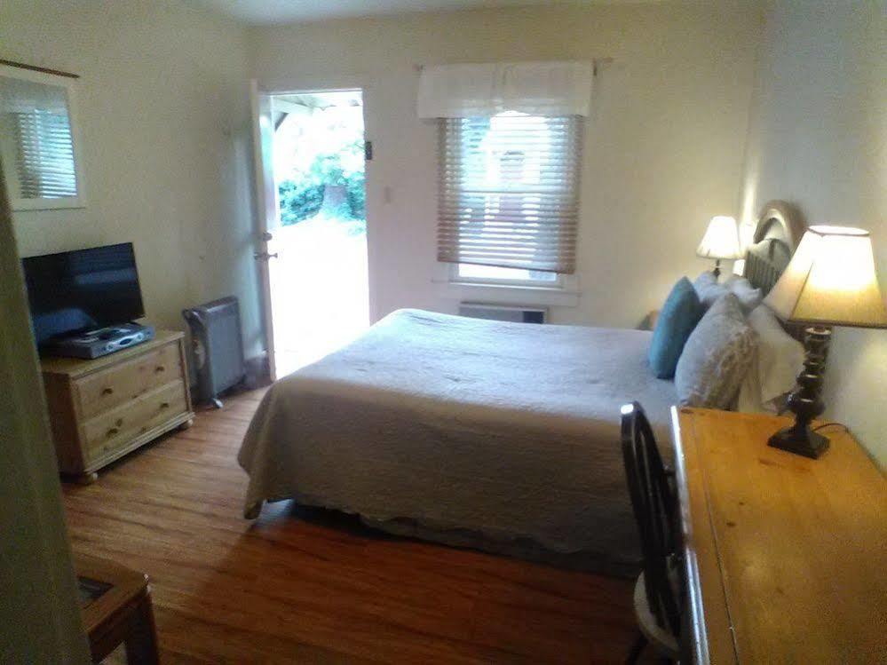 Manor Motel Ashland Bagian luar foto
